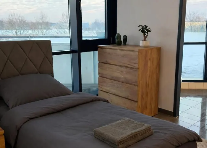 Monteur- Und Ferienunterkunft Lägenhet Ludwigsfelde